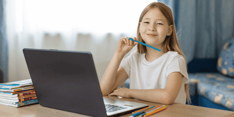 Ngôn ngữ lập trình nào phù hợp với trẻ?