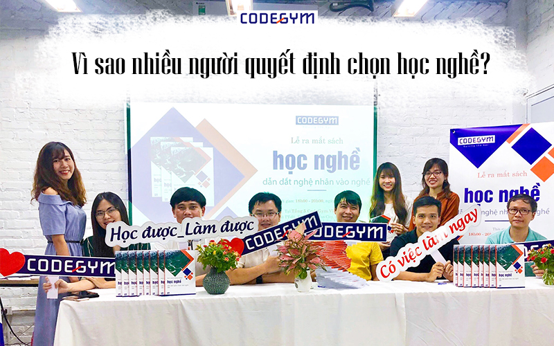 Vì sao nên học nghề? Lợi ích học nghề là gì?