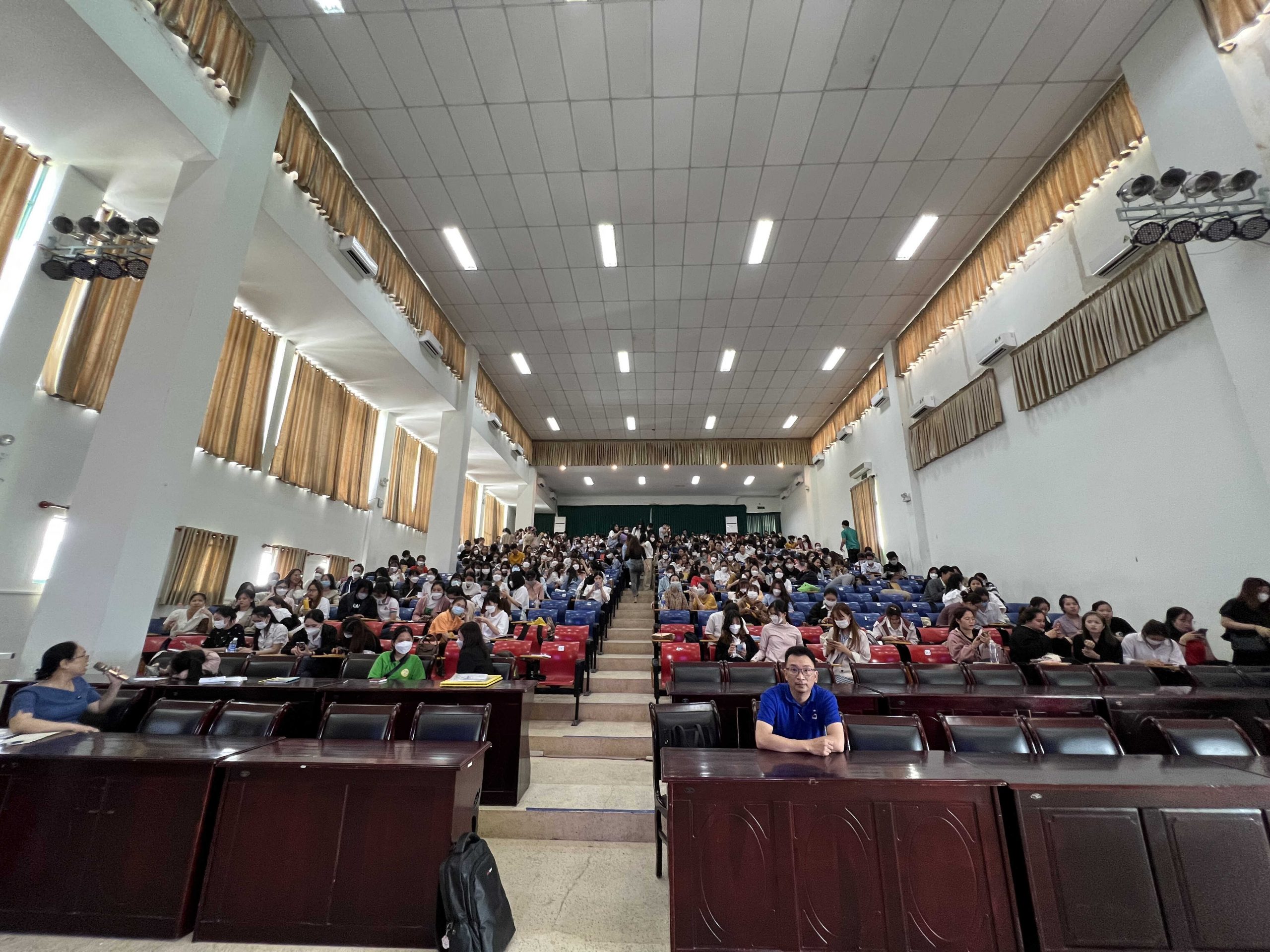 Đào tạo kỹ năng mềm cho sinh viên