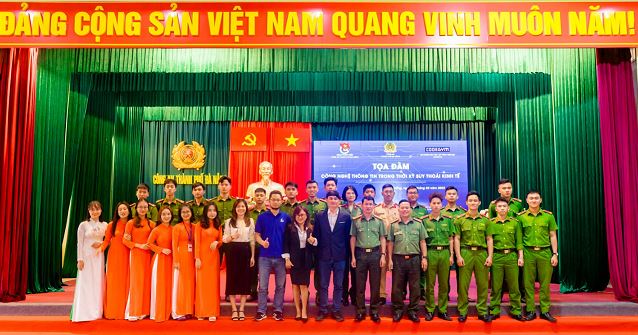 Toạ đàm: Công nghệ thông tin trong thời kỳ suy thoái kinh tế
