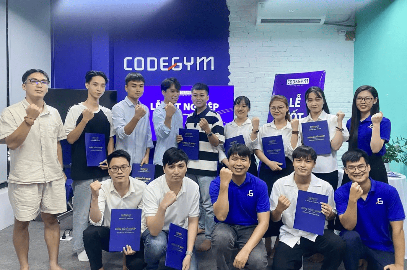 Khóa học Ứng dụng AI trong bán hàng online của CodeGym