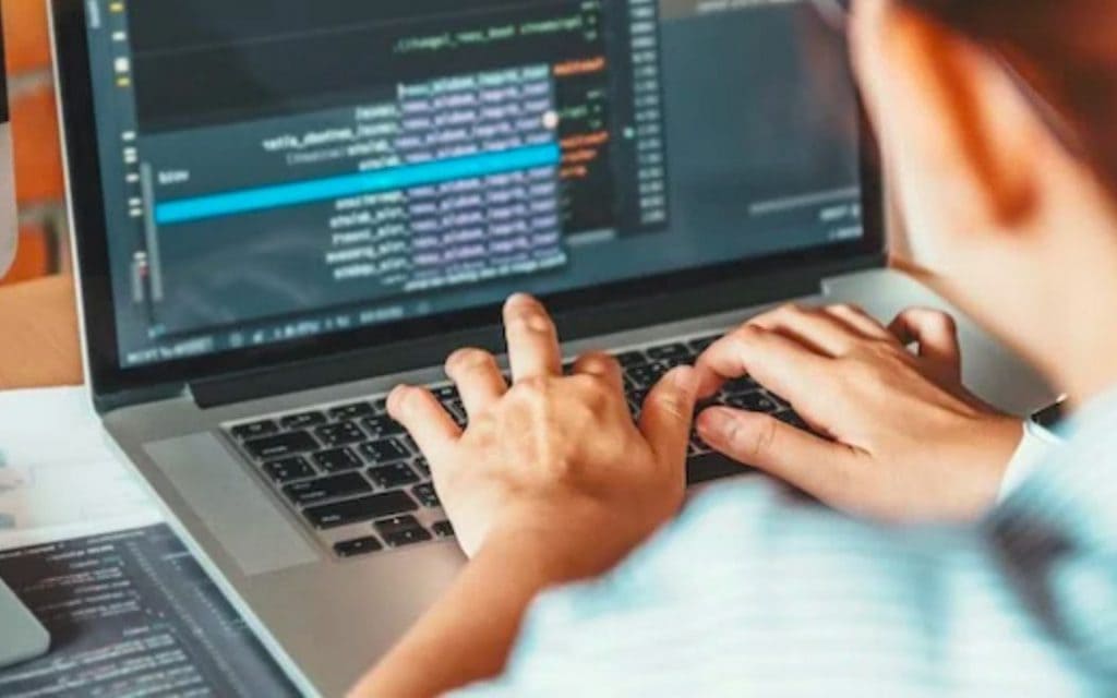 Lập trình máy tính là gì?